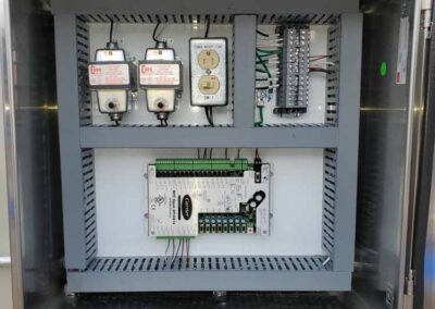 New Carrier iVu Controller Panel Installed by CMS Close Up